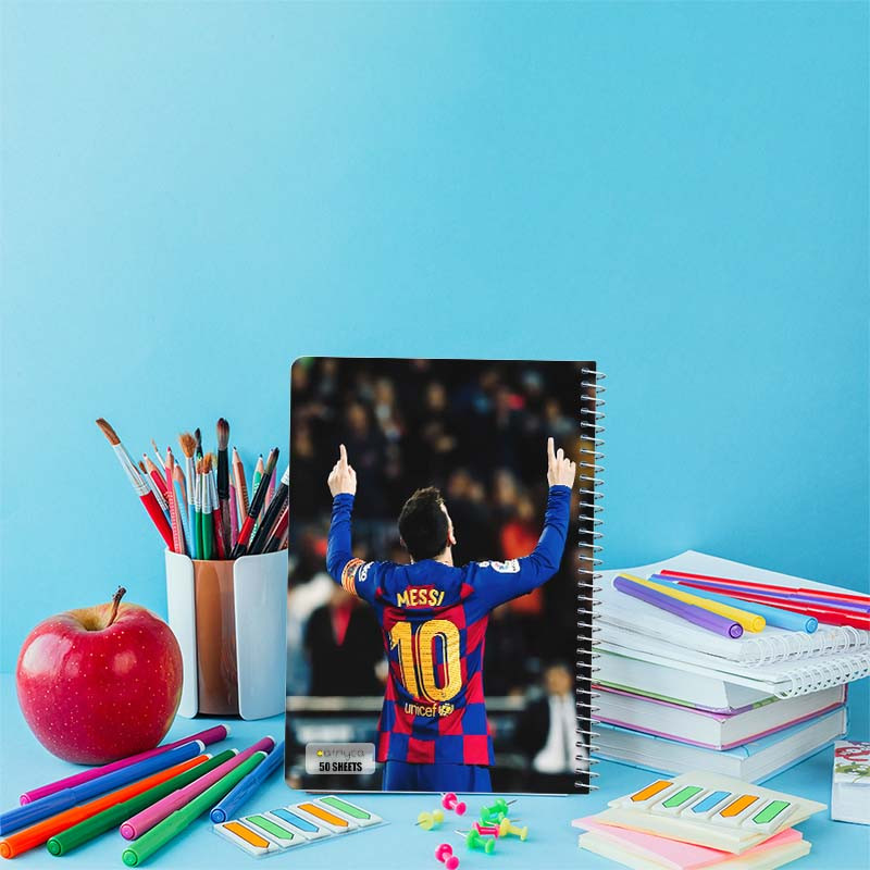 دفتر نقاشی 50 برگ کارنیکا طرح مسی Messi کد 99663 مجموعه 4 عددی