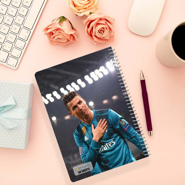 دفتر نقاشی 50 برگ کارنیکا طرح رونالدو Ronaldo کد 59143 مجموعه 4 عددی