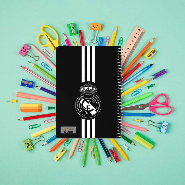 دفتر نقاشی 50 برگ کارنیکا طرح رئال مادرید Real Madrid کد 59088 مجموعه 4 عددی