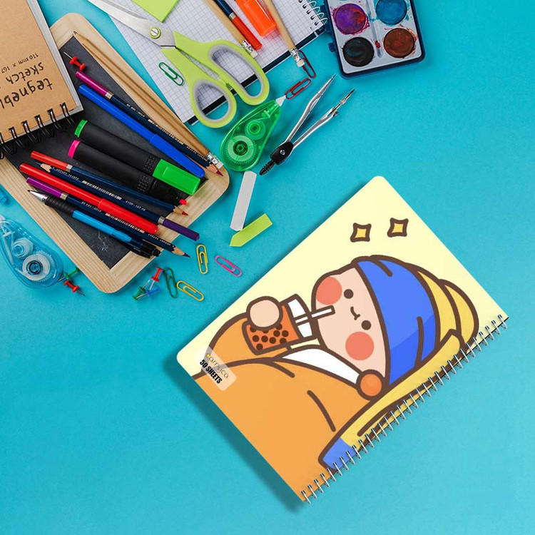 دفتر نقاشی 50 برگ کارنیکا طرح دختر خندون Smiling Girl کد 62320 مجموعه 4 عددی