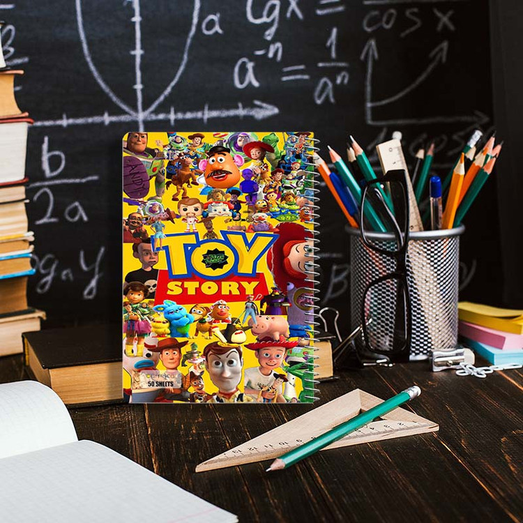 دفتر نقاشی 50 برگ کارنیکا طرح داستان اسباببازی Toy Story کد 20786 مجموعه 4 عددی