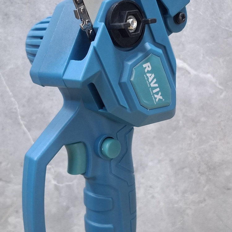 اره زنجیری سرشاخه زن صنعتی راویکس مدل 48LITHIUM_ION مجموعه 8 عددی