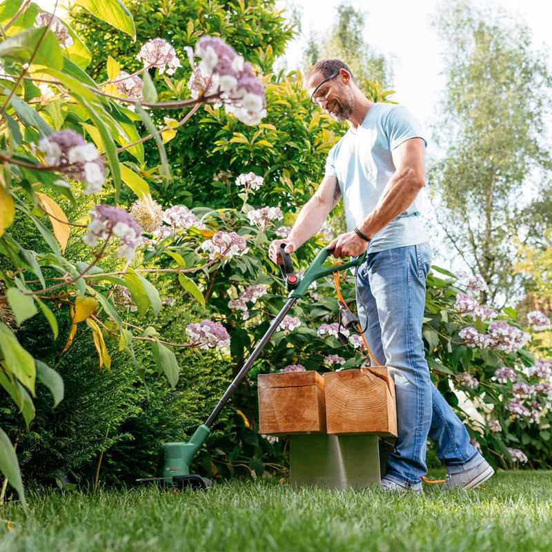 علف زن برقی بوش مدل Easy Grass CUT 26