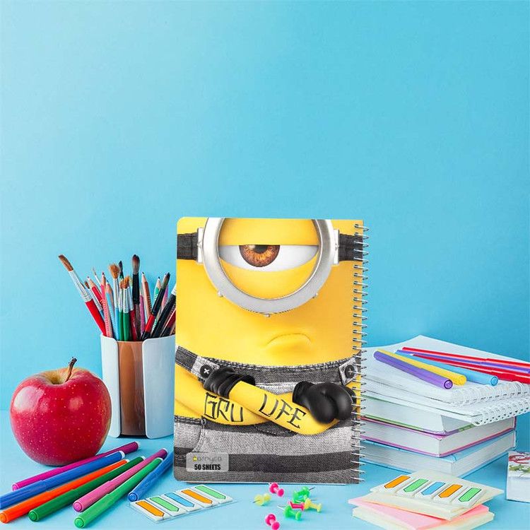 دفتر نقاشی 50 برگ کارنیکا طرح Minions کد 61502 مجموعه 4 عددی