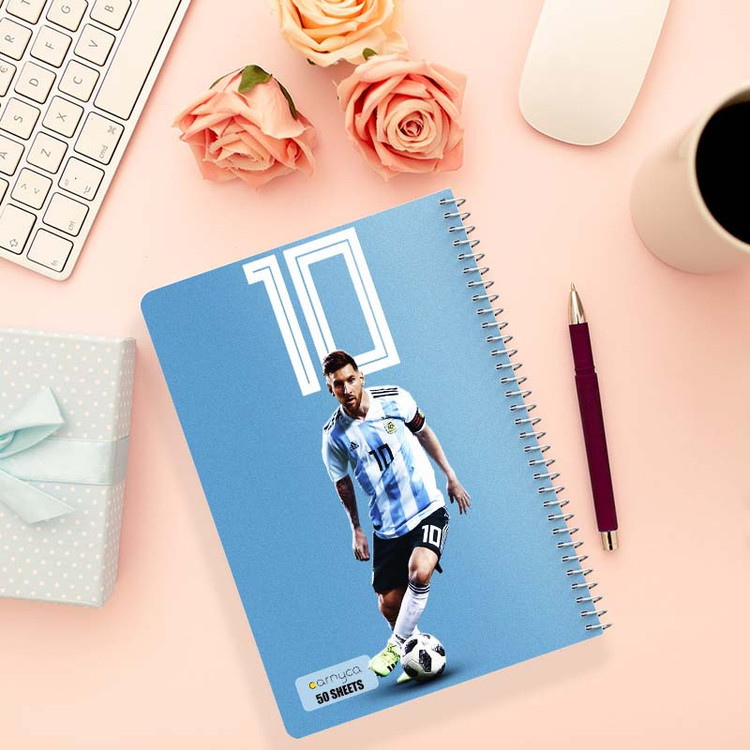 دفتر نقاشی 50 برگ کارنیکا طرح مسی Messi کد 99663 مجموعه 4 عددی
