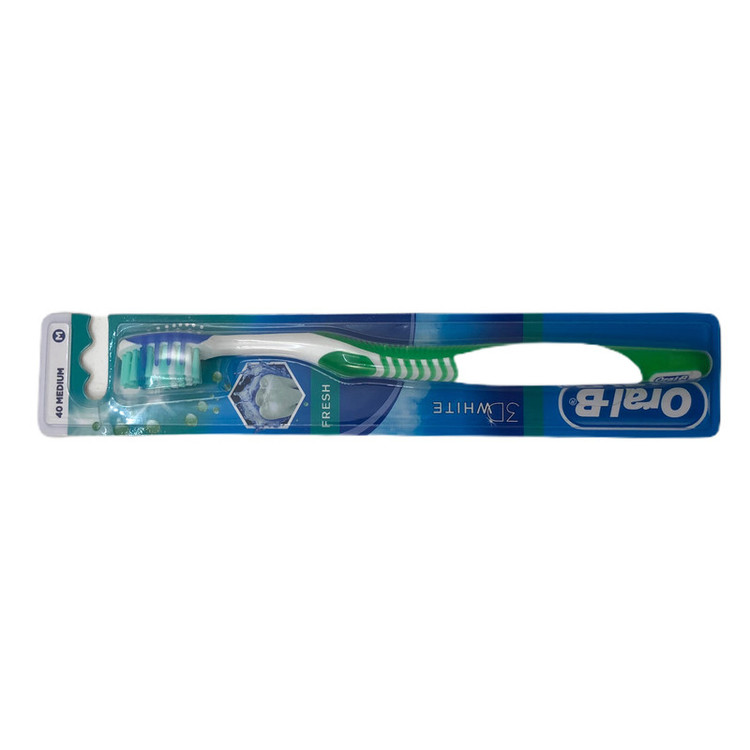 مسواک اورال-بی مدل 3DWhite کد 44 با برس متوسط