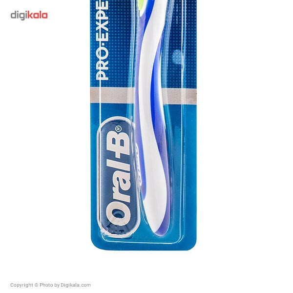 مسواک اورال-بی سری Pro Expert مدل Extra Clean با برس متوسط