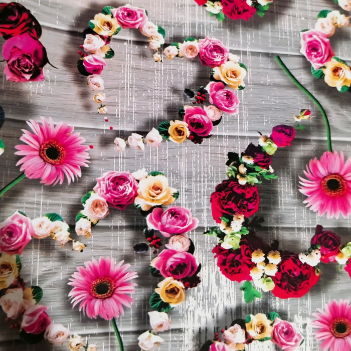کاغذ کادو مدل حلقه گل قلبی بسته 5 عددی
