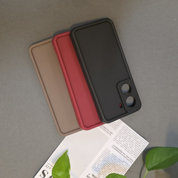 کاور موکولو مدل Silicone Puffer Apple Strap مناسب برای گوشی موبایل شیائومی Poco X7 Pro 5G به همراه بند آویز