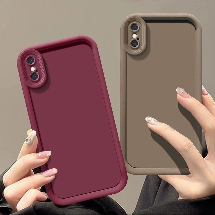 کاور موکولو مدل Silicone Puffer Apple Strap مناسب برای گوشی موبایل اپل iPhone Xs Max به همراه بند آویز