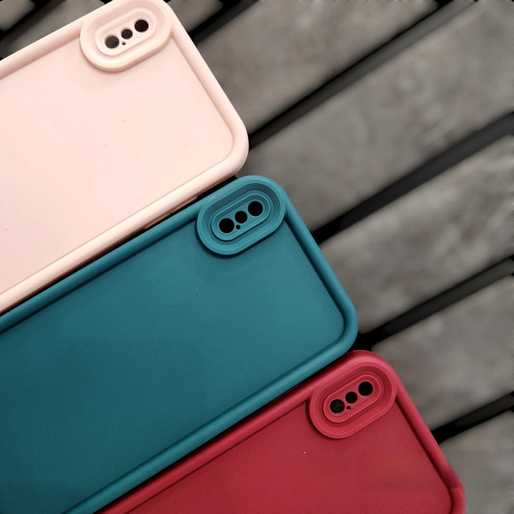 کاور موکولو مدل Silicone Puffer Apple Strap مناسب برای گوشی موبایل اپل iPhone Xs Max به همراه بند آویز