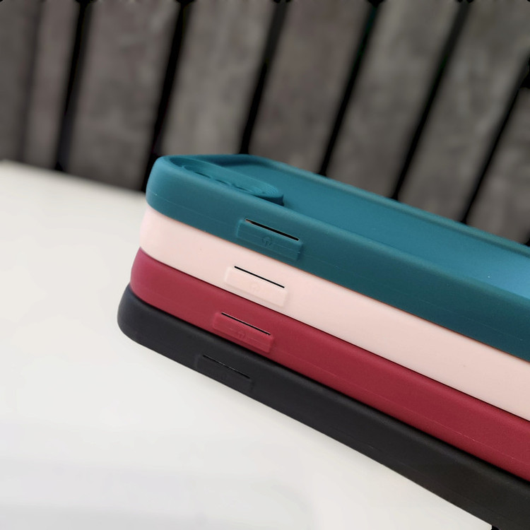 کاور موکولو مدل Silicone Puffer Apple Strap مناسب برای گوشی موبایل اپل iPhone Xs Max به همراه بند آویز