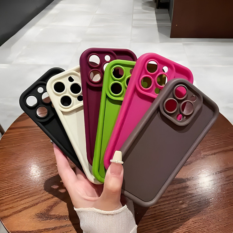 کاور موکولو مدل Silicone Puffer Strap مناسب برای گوشی موبایل شیائومی 14T Pro به همراه بند آویز