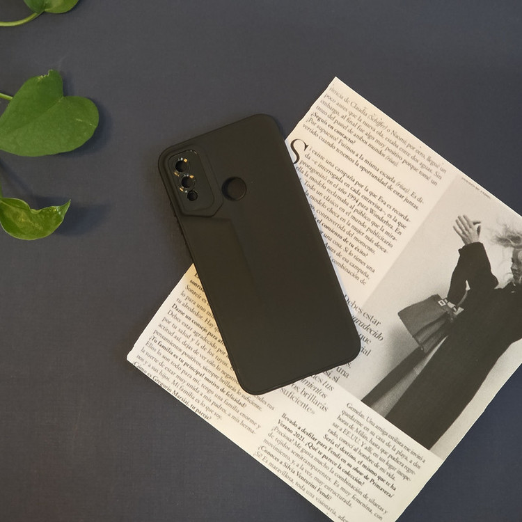 کاور موفی مدل Stria مناسب برای گوشی موبایل هوآوی P Smart 2019 / آنر 10 Lite