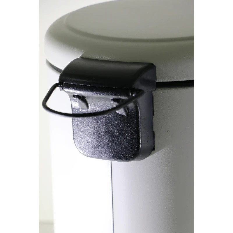 سطل زباله پدالی بی.وی.کی مدل MD 1032 گنجایش 12 لیتر