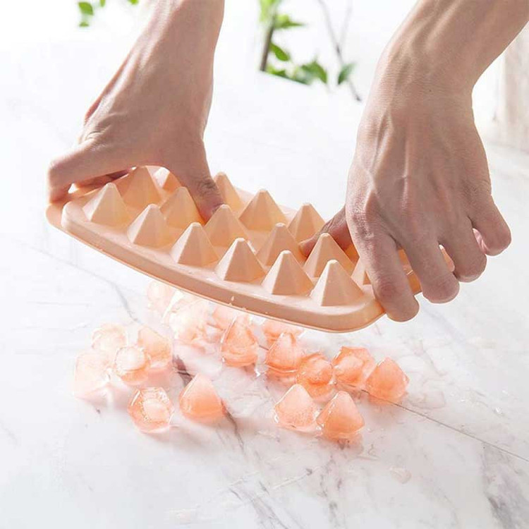 قالب یخ به گز مدل هرمی الماسی