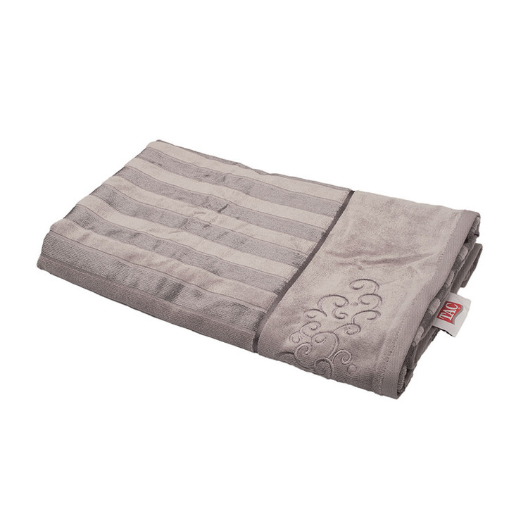حوله حمام تاچ مدل قلاب دوزی سایز 100x150 سانتی متر