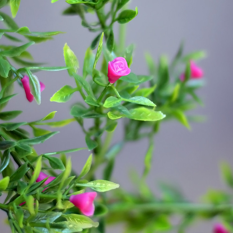 گل مصنوعی مدل ریسه گل ریز 70 گل