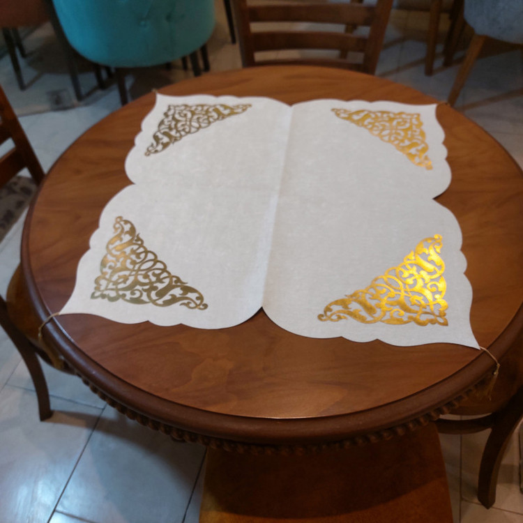 رومیزی طرح داماس کد 60cm