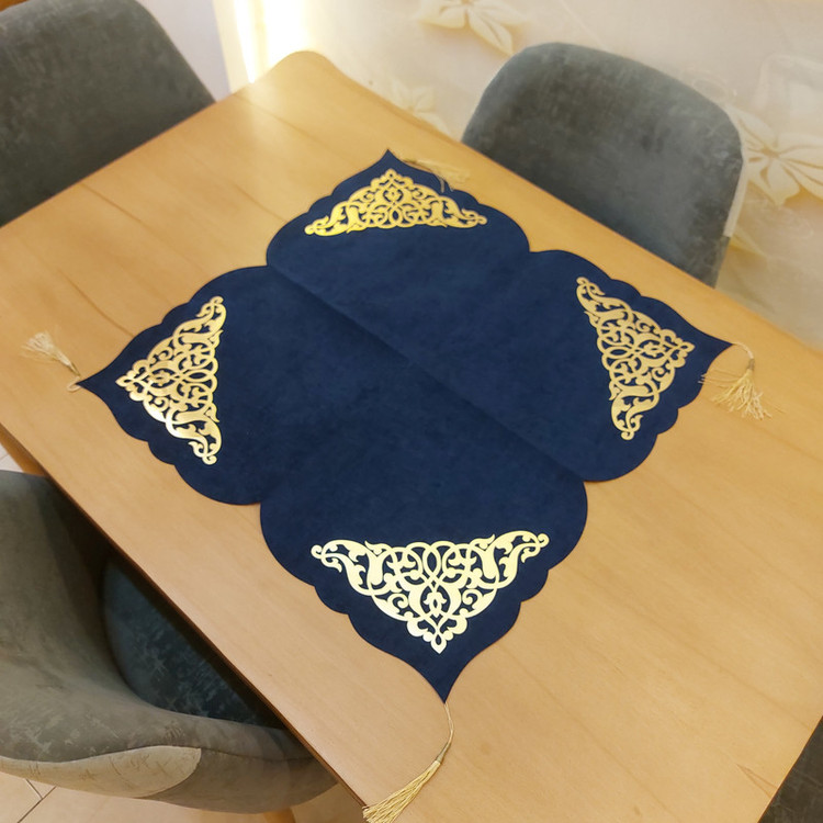 رومیزی طرح داماس کد 60cm