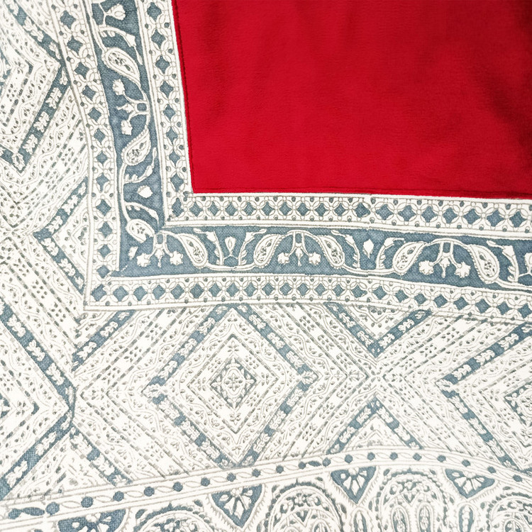 رومیزی مخمل مدل سنتی R100