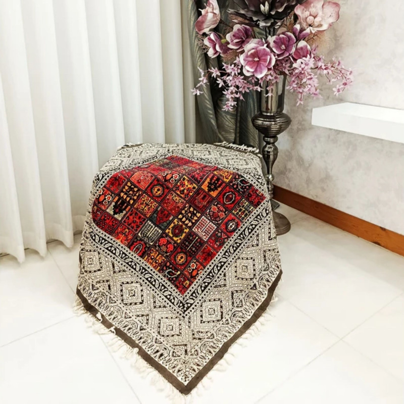 رومیزی مدل سنتی سایز 100x100 سانتی‌متر
