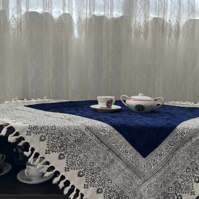 رومیزی مدل ماه سلطان سایز 100x100 سانتیمتر