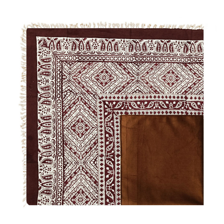 رومیزی مخمل مدل سنتی BR100