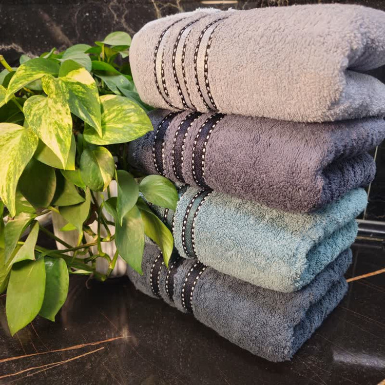 حوله دستی آذرریس تبریز مدل پارمیس سایز 80x40 سانتی متر