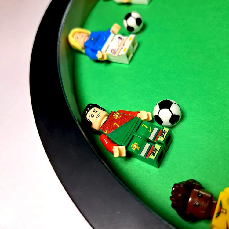 ساعت دیواری مکانیکی مدل Soccer طرح فوتبال کد 1