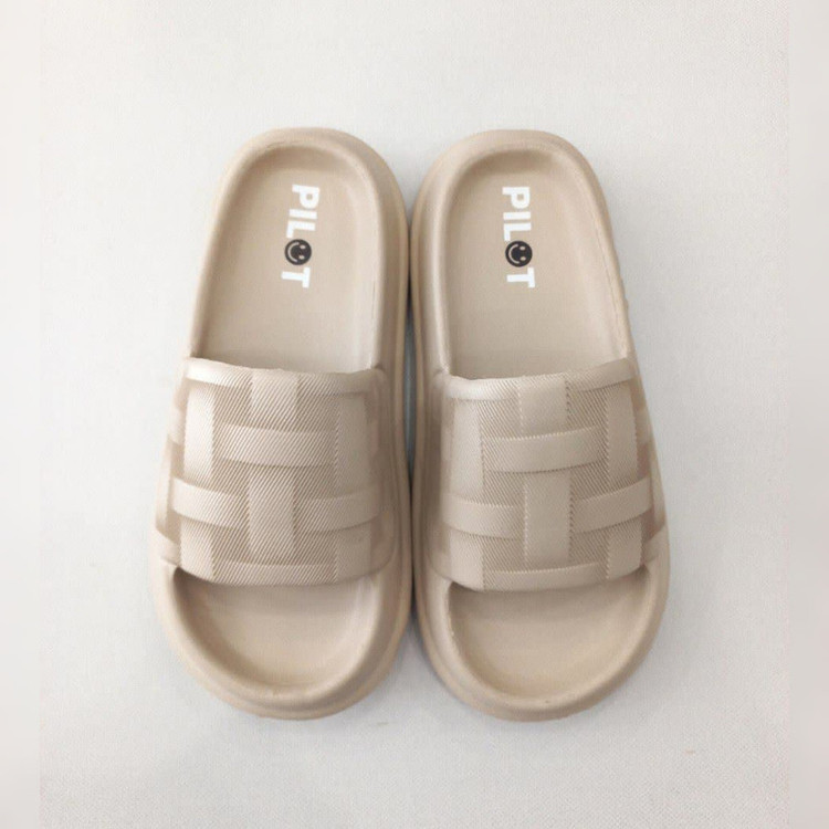 دمپایی حمام مدل Pilot-cr-20
