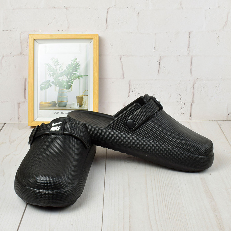 دمپایی حمام مدل جلو بسته UGG BK.1993