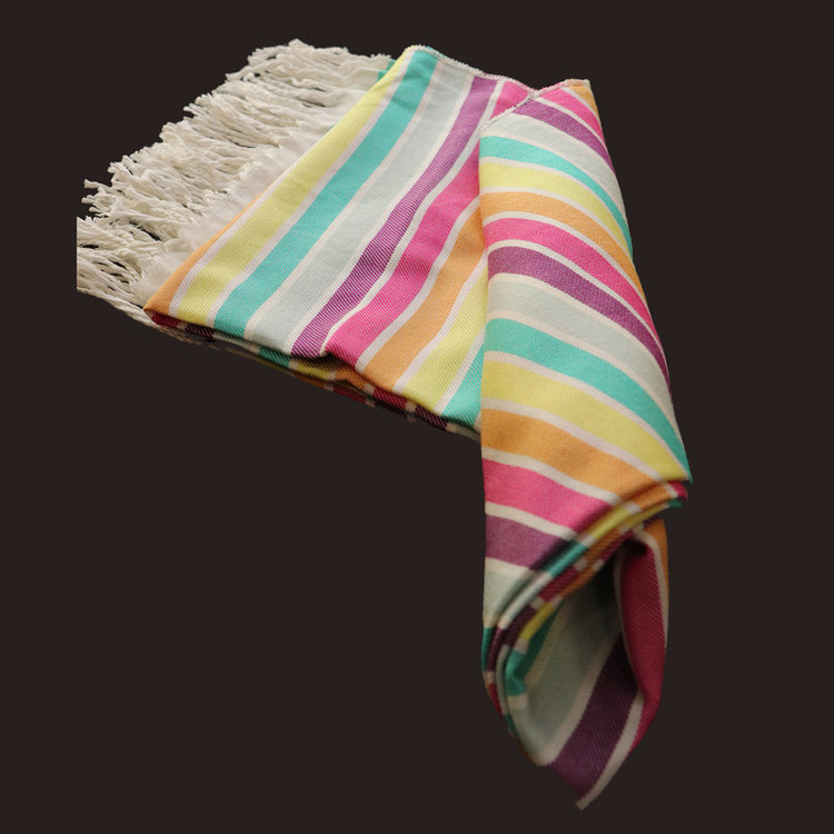حوله استخری مدل رنگین کمان سایز 103× 180 سانتیمتر