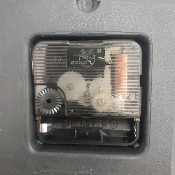 ساعت دیواری مدل لاتین کد RM14021010