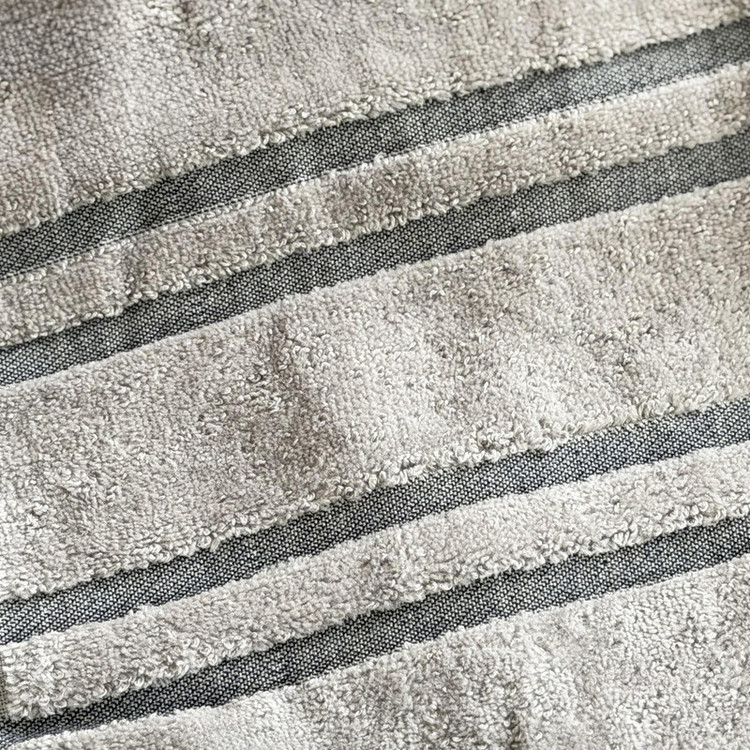 حوله دستی مدل پارما سایز 80×40 سانتی متر