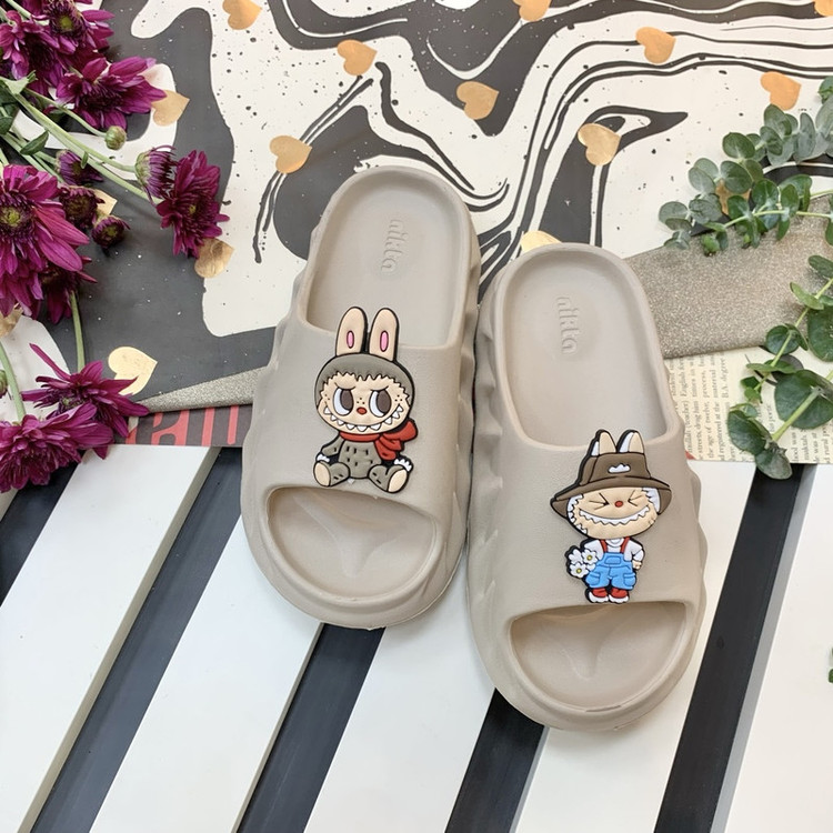 دمپایی حمام بچگانه نیکتا مدل لبوبو کد Cr-01