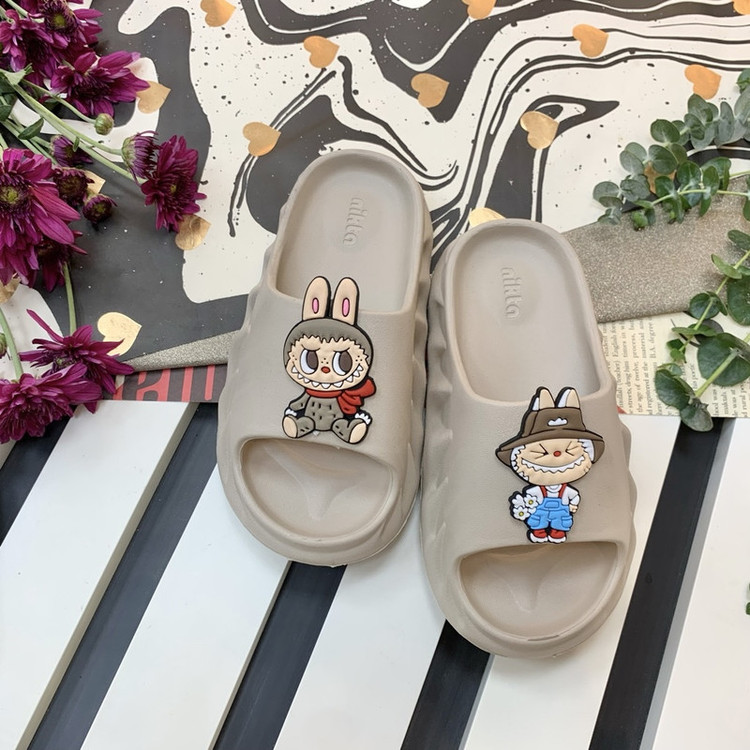 دمپایی حمام بچگانه نیکتا مدل لبوبو کد Cr-01