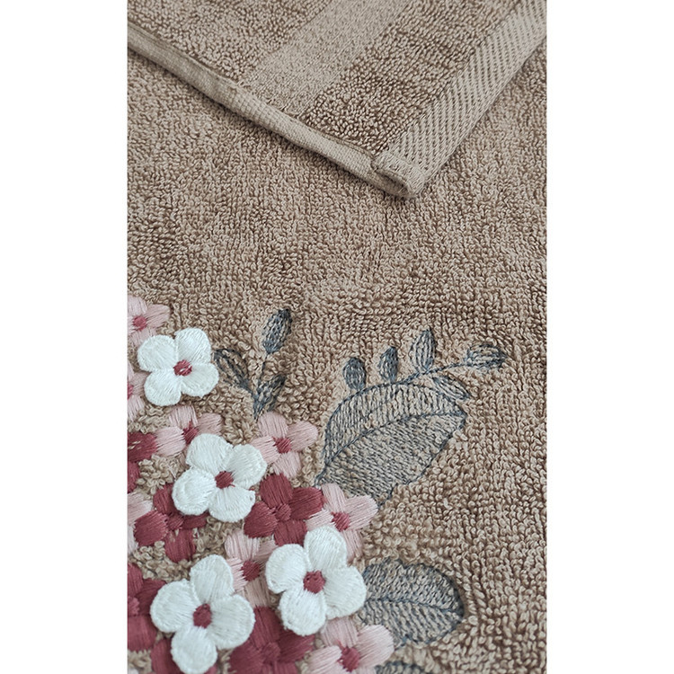حوله دستی لاروسا مدل Spring کد 66 سایز 40x75 سانتی متر