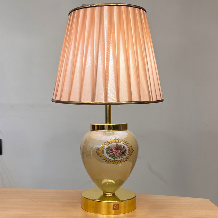 آباژور رومیزی نورهام مدل NHM-SARIROSE-28
