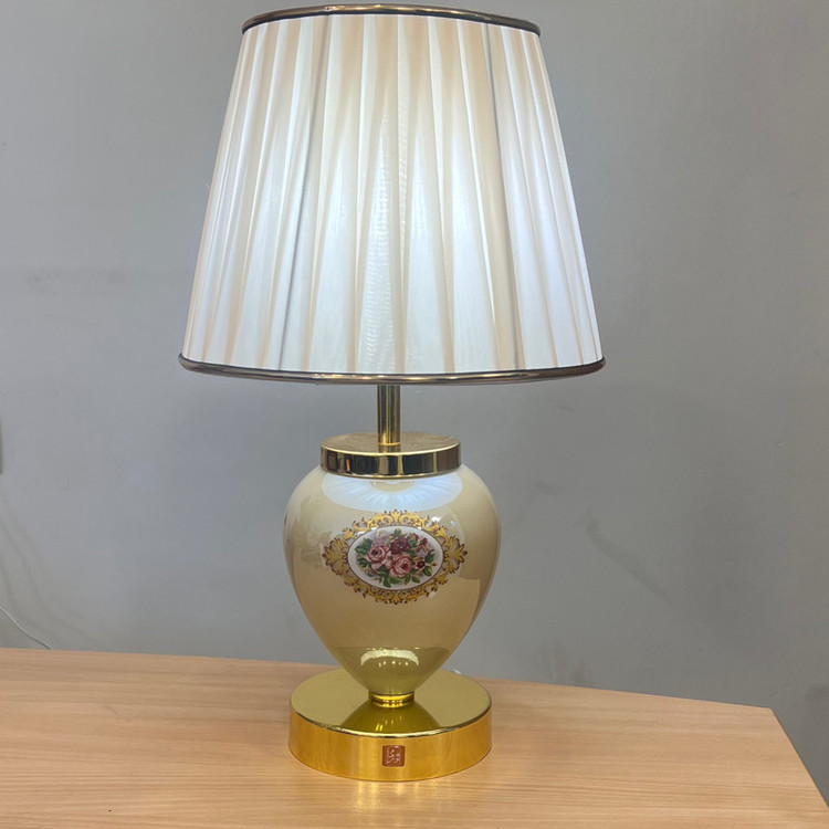 آباژور رومیزی نورهام مدل NHM-SARIROSE-28
