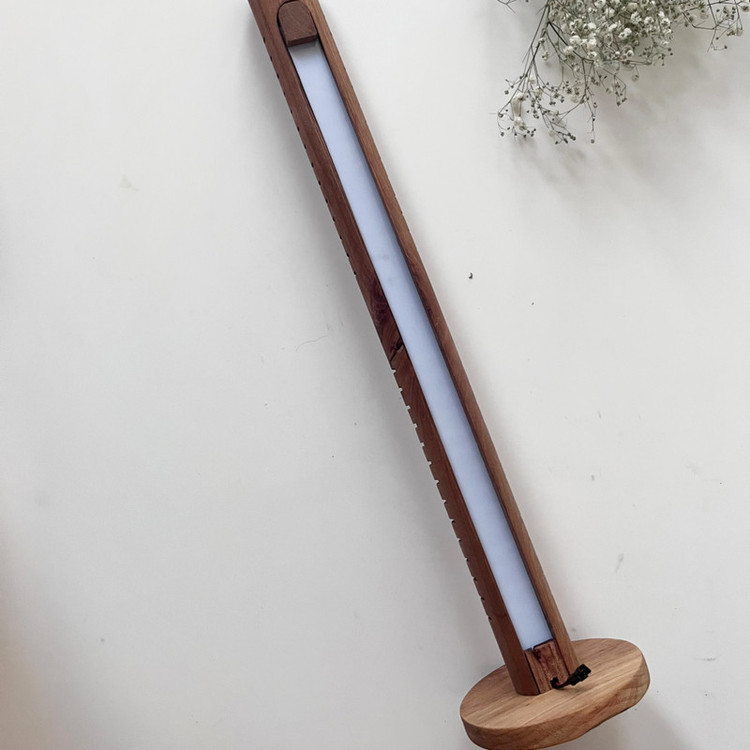 آباژور ایستاده مدل چوبی گرد متوسط کد ۵۰۲