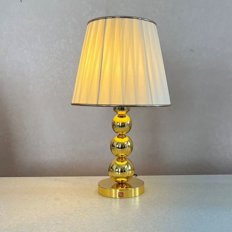 آباژور رومیزی نورهام مدل NHM -678GOLD- 28