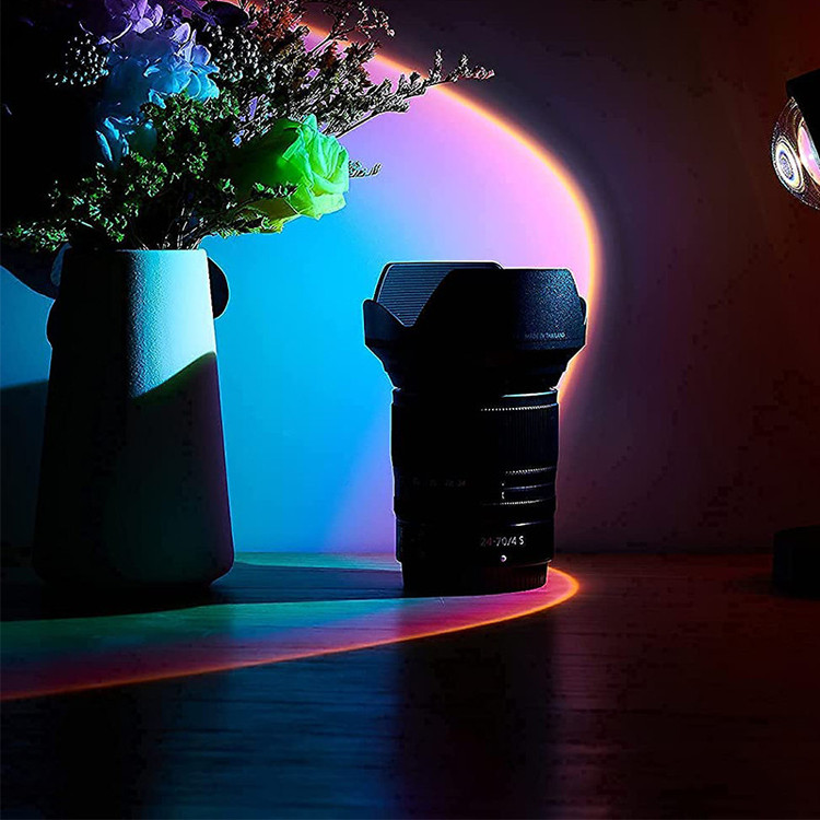 چراغ رومیزی مدل Rainbow Light R11