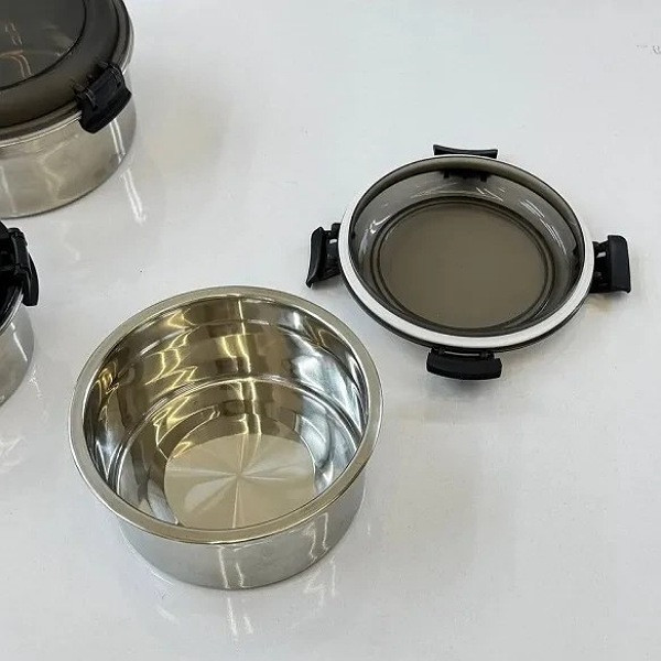 ظرف نگهدارنده با بدنه استیل مدل دربدار مناسب برای قرار دادن در یخچال بسته 3 عددی