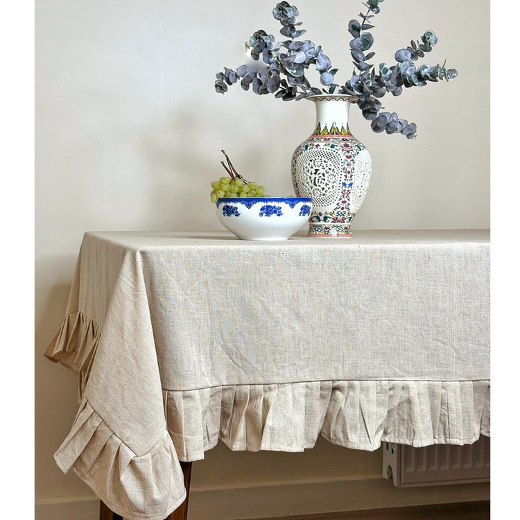 رومیزی مدل چین دار سایز 120x120 سانتیمتر