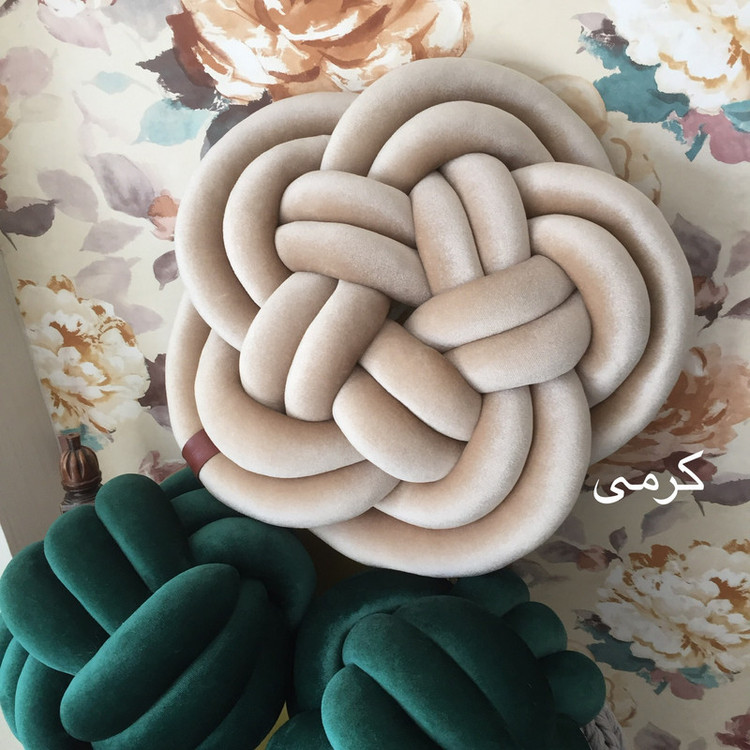 کوسن مدل گره ای گل پنج پر