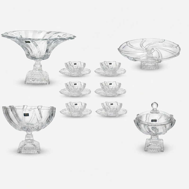 سرویس پذیرایی 16 پارچه کریستال بوهمیا مدل فلاور پیچ 3D کد 800 ساخت جمهوری چک مناسب شستشو در ماشین ظرفشویی شامل 6 پیاله آجیل‌خوری، 6 پیش‌دستی آجیل‌خوری، 1 کاسه آجیل‌خوری پایه‌دار