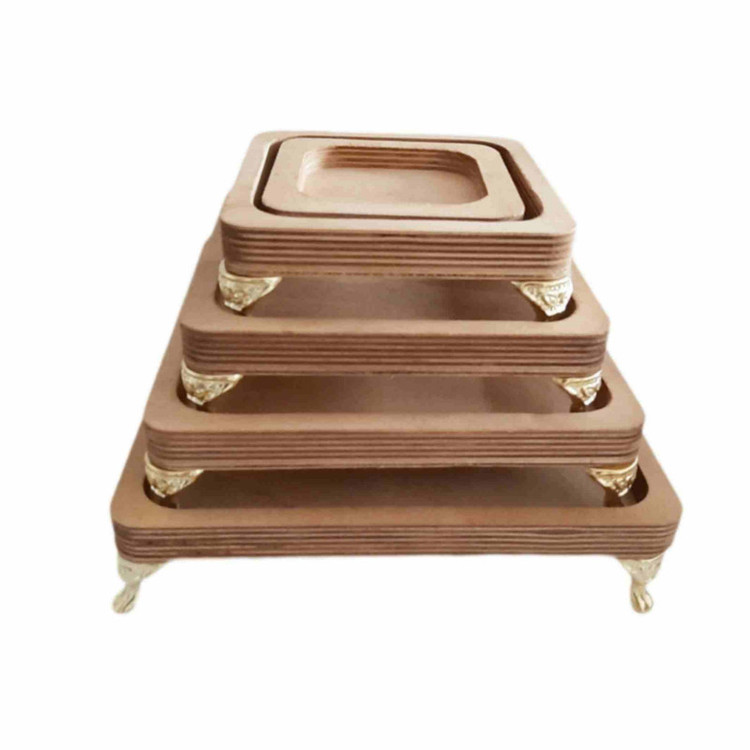 ظرف سرو چوبی پایهدار مدل ply05 مجموعه 5 عددی از چوب روس باکیفیت، ضدآب و بادوام مناسب آجیلخوری، میوهخوری و شکلاتخوری، قابلیت شستوشو با دست و استفاده در میهمانی و پذیرایی