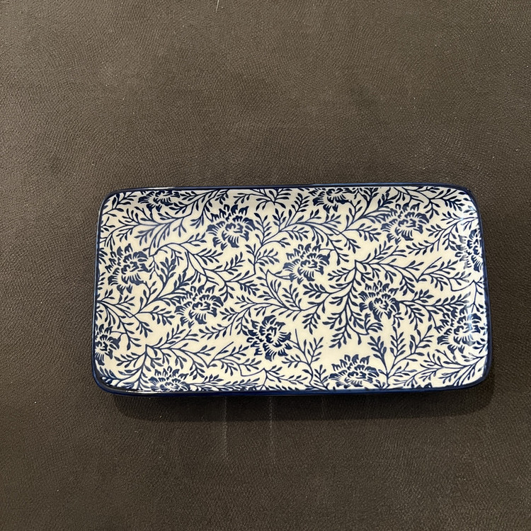 رولتخوری چینی مستطیلی دنی هوم طرح شکوفه با ابعاد 21×11×2 سانتیمتر، مناسب شستشو با دست و ماشین ظرفشویی