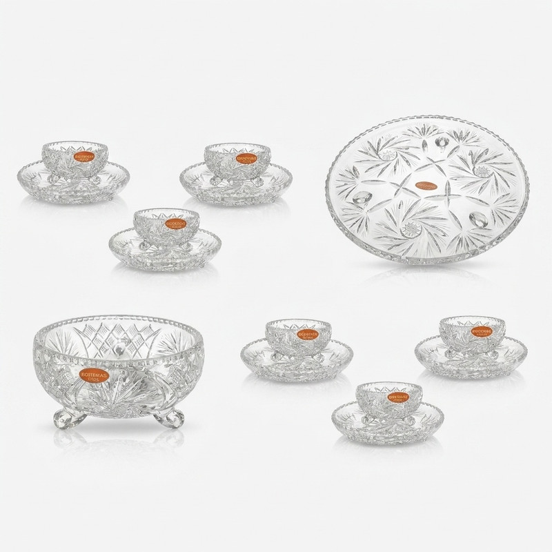 سرویس پذیرایی کریستال تراش دست‌خورشیدی دکو بوهمیا مدل Star Galaxy کد 7001، 14 پارچه، مناسب شستشو با دست و ماشین ظرفشویی، شامل 6 پیاله، 6 پیش‌دستی، کاسه آجیل سه‌پایه با قطر 20 سانتی‌متر، شیرینی‌خوری سه‌پایه با قطر 30 سانتی‌متر
